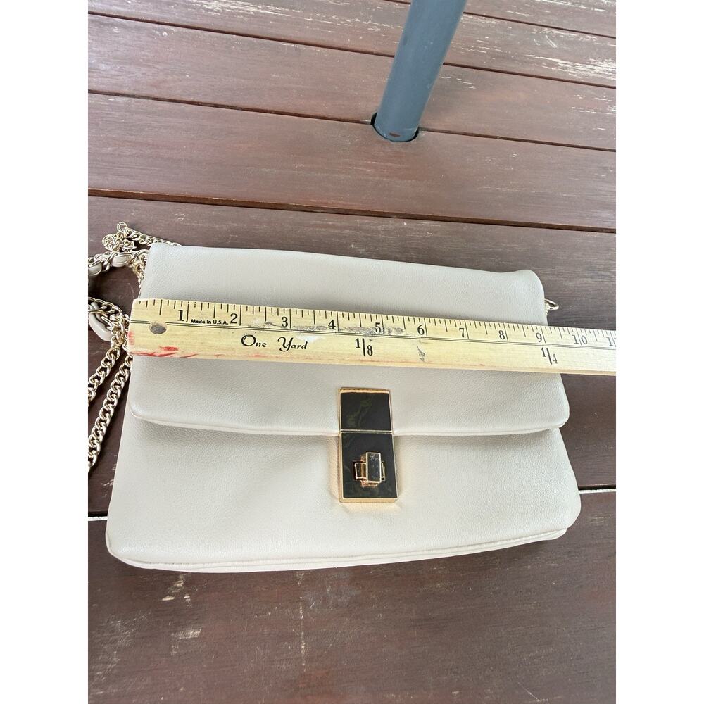 Beige Crossbody Shoulder Bag Gold Chain Strap Flap Clasp Faux Leather - Picture 13 of 13